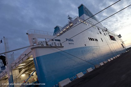 30-01-12   Marseille (FRA,13) Bastia (FRA,Corse) Croisière inaugurale et baptême du Ferry PIANA de La Meridionale