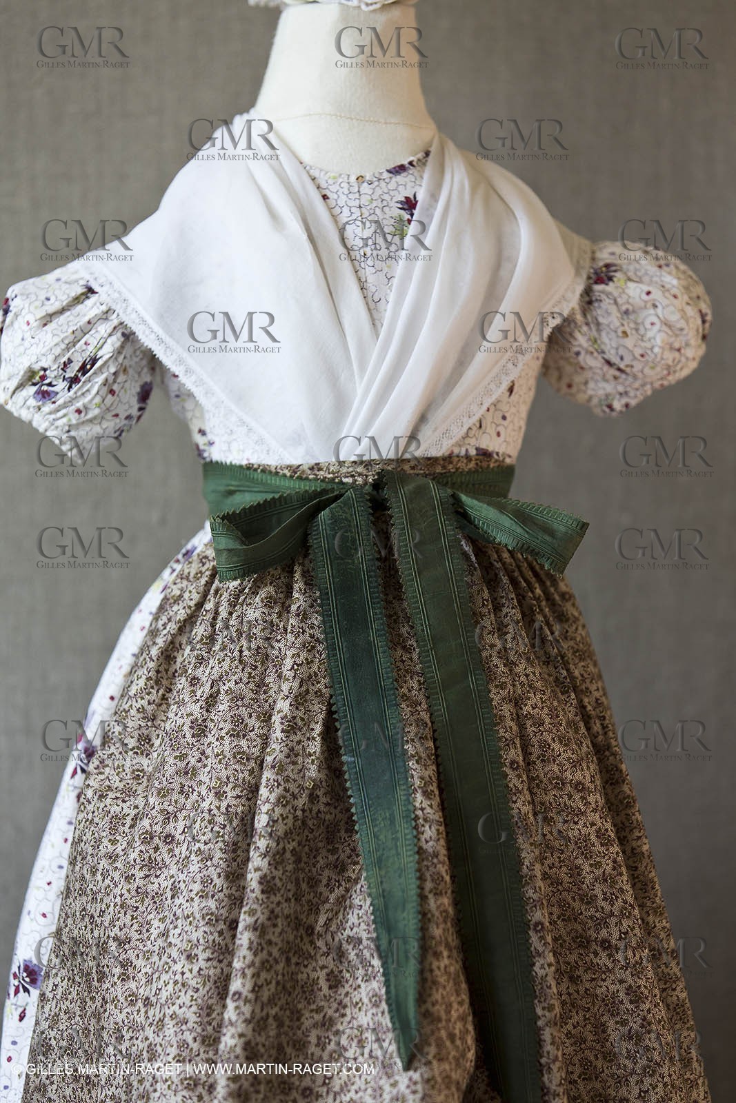 06 07 2012, Toulon (FRA,83), Villa Rozemaine, exhibition 'Fashion Dresses