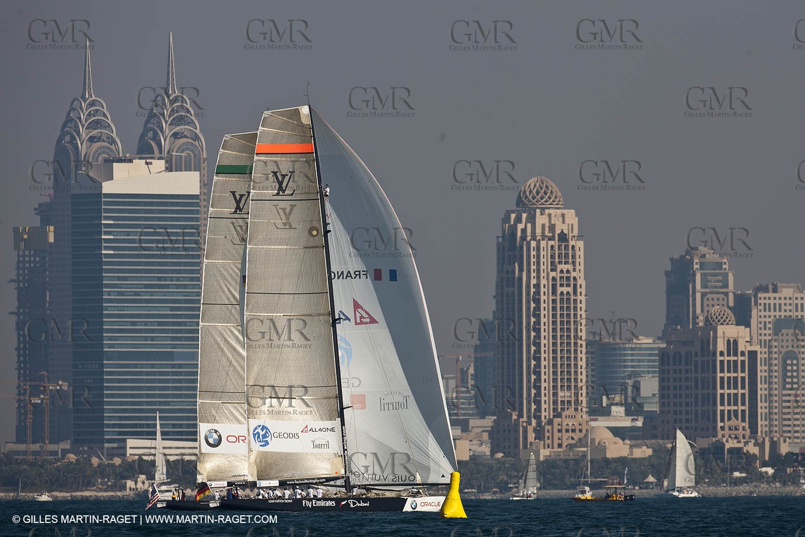 26 11 2010 - Dubai (UAE) - Dubai Louis Vuitton Trophy -1 2 final - BMW ORACLE Racing Vs All4One