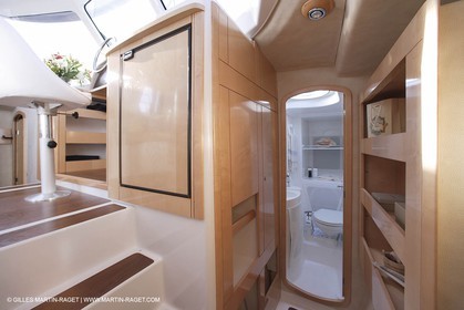 23 07 07 - La Rochelle - Chantier Fountaine Pajot - Highland
