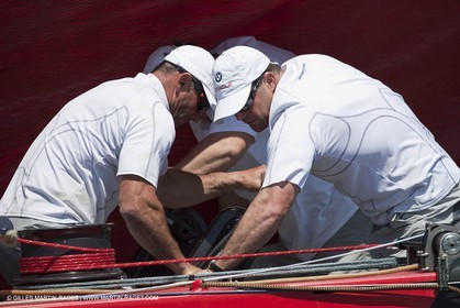 23 01 2009 - Auckland (NZL) -  Louis Vuitton Pacific Series - BMW ORACLE Racing-Tuning up onboard Emirates Team New Zealand yacht