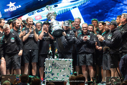 19 10 2024, Barcelona (ESP), Louis Vuitton 37th America's Cup, Final Match, Race Day 6 , Prizegiving