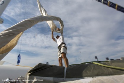 05 07 2012 - New York (USA) - Ocean Krys Race - Speed runs in fornt of NY city
