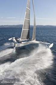 05 09 2009 - Hyères (FRA, 83) Hydroptère beat the overal sailing speed record with a run at 51,36 knts ( subjet to ratification by WSSRC)