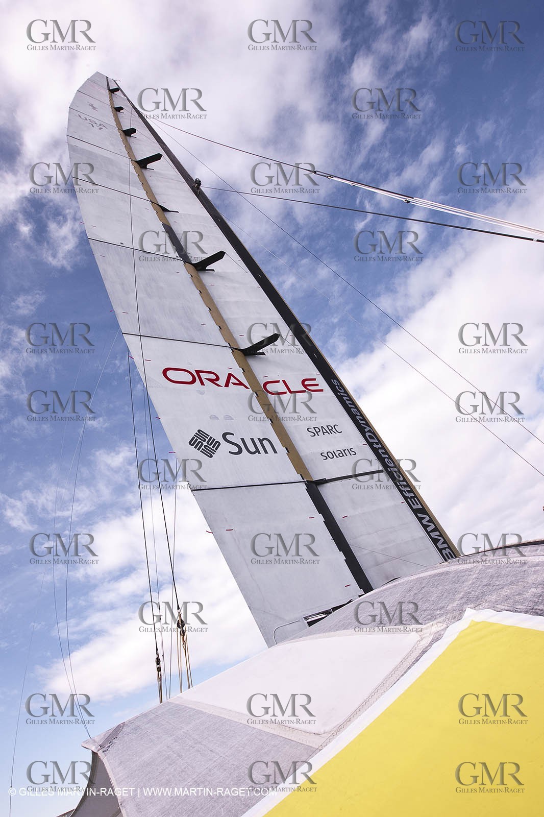 06 02 2010 - Valencia (ESP) - 33rd America's Cup - BMW ORACLE Racing - Day off 1 - Getting the yacht ready