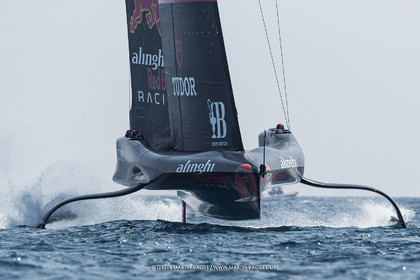 AC37_0823_GMR_2537.jpg