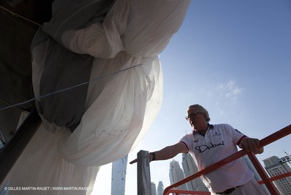 27 11 2010 - Dubai (UAE) - Dubai Louis Vuitton Trophy - Final -  BMW ORACLE Racing Vs Emirates Team New Zealand