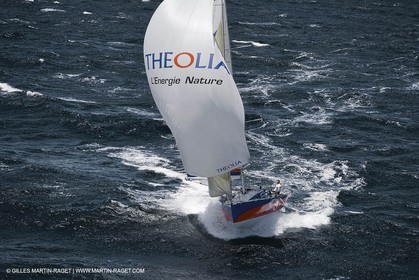 06-26-2007 - FIGARO II - THEOLIA - Skipper : Robert Nagy - Training off Marseille (south France) with strong wind conditions