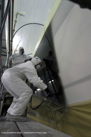 Vannes - Chantier Multiplast - finitions et peinture Orange II