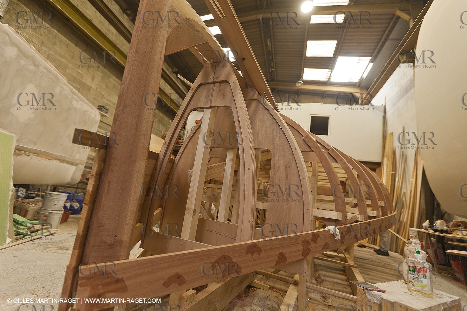 30 12 2012   Marseille (FRA,13)   Alcyon building at boat yard