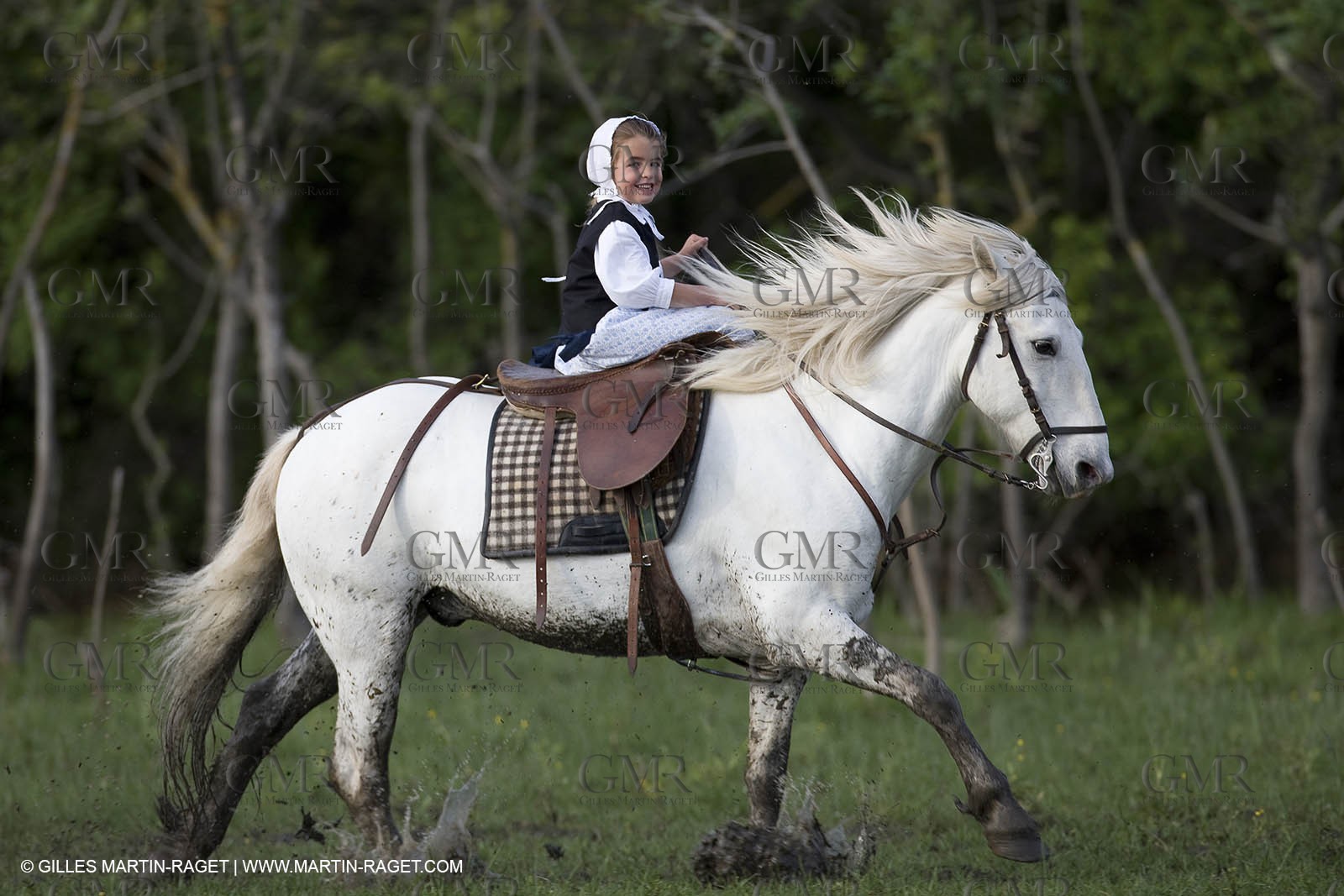 07 05 2008 - Le Cailar (FRA,30) - Stock work at Mas du Pont de Laute domain