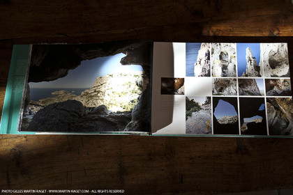 09 11 2010 - Marseille (FRA,13) - Photos du livre Calanques, si proches, si lointaines, Ed. Cres, Texte Juliette Lembot, Photos Gilles Martin-Raget