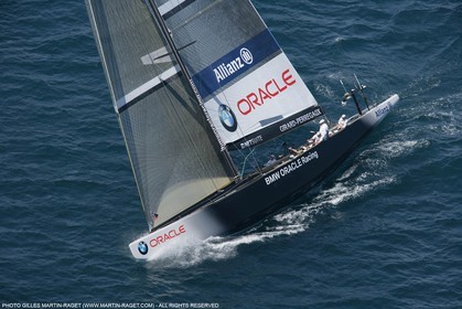 09 05 2007-Valencia (Spain)- 32nd America's Cup - Louis Vuitton Cup - RR2 - Day 11 - BMW ORACLE Racing