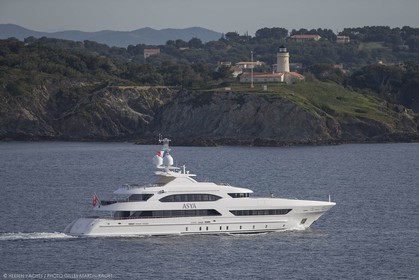 22 04 2015, Porquerolles Island (FRA,83), Heesen Yachts, M.Y. ASYA