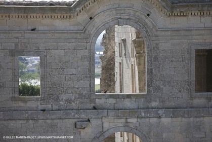 04 05 2008 - Arles (FRA,13) - Abbaye de Montmajour