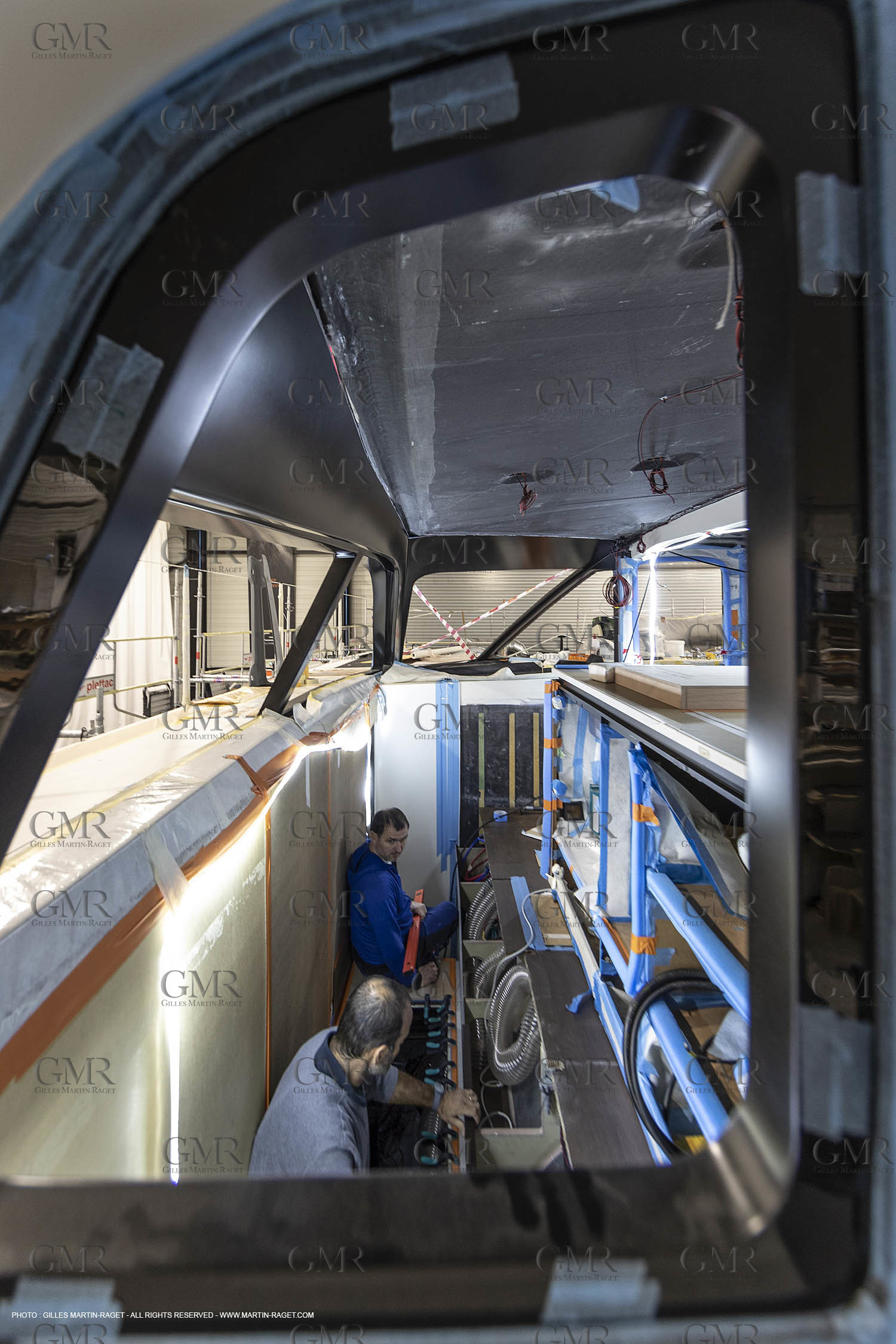 29 10 2018, La Grande Motte (FRA,30), Chantier Gunboat, construction du Gunboat 68,  pose meuble cuisine