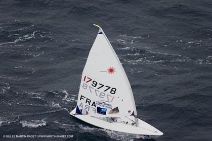 26 04 2007 - Semaine Olympique Française 2007 - Hyères - Jour 5 - Team France - Laser Radial - de Turckheim Sophie