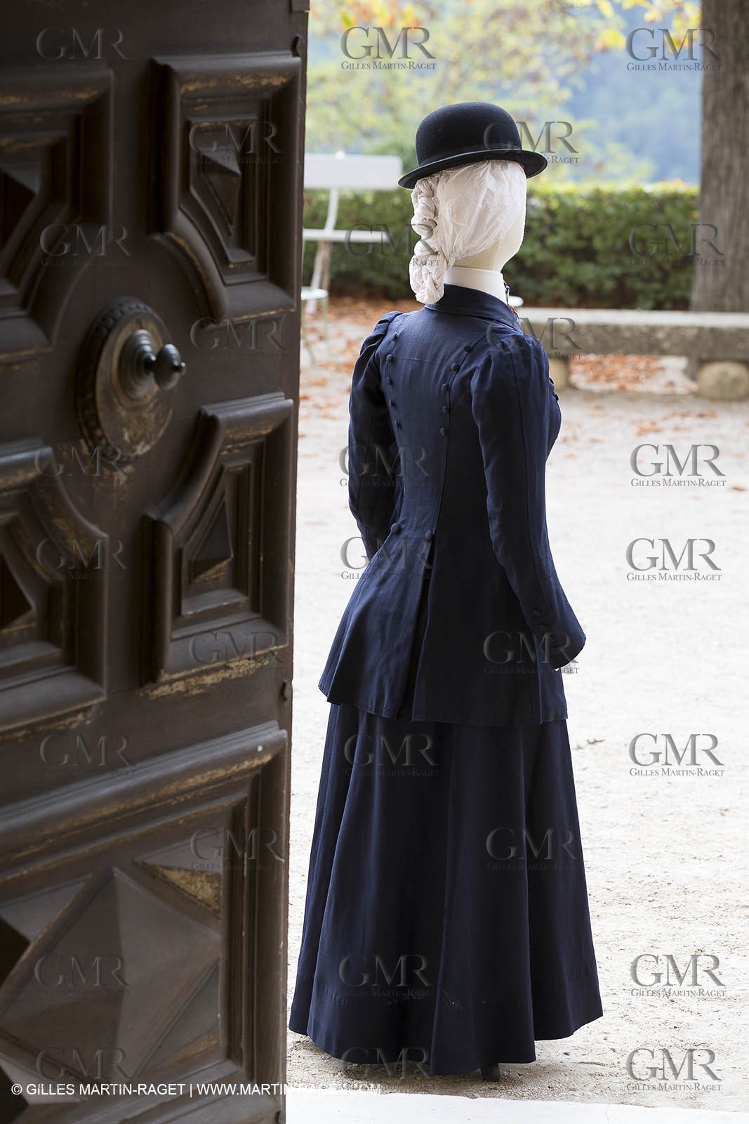 31 10 2013 - Ansouis (FRA,84) - Ansouis castle - Costumes of the exhibit Men costumes