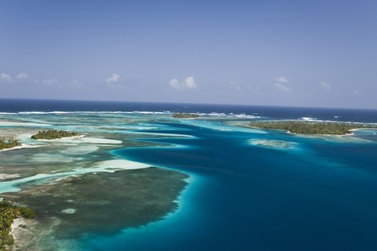 01 02 2008 - San Blas Archipelago (Panama) - Motor Yacht Senses