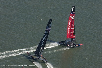 07 09 2013 - San Francisco (USA,CA) - 34th America's Cup - Final Match - Race Day 1