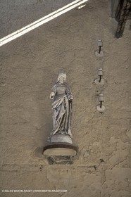 01 02 2007 - Salon de Provence - Fabrication traditionelle du savon de Marseille aux savonneries Marius Fabre**01 02 2007 - Salon de Provence - Traditional soap of Marseille making at Marius Fabre soap maker