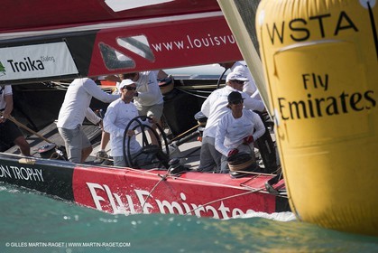 19 11 2010 - Dubai (UAE) - Dubai Louis Vuitton Trophy - Round 2 -  BMW ORACLE Racing Vs Synergy