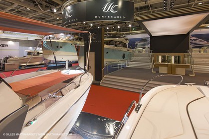 10 12 2013 - Paris (FRA,75) -Paris Boat Show - Beneteau booth