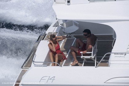 Moteur, croisière, Powerboating, cruising, people, personnages, femmes, couples, enfants, familles