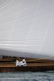 20 11 2010 - Dubai (UAE) - Dubai Louis Vuitton Trophy - Courses de boutres traditionnels pour les équipes engagées