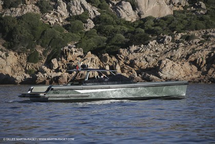 16 07 2007 - Portisco (Italie, Sardaigne) - Wally Power 47 millesime 2007