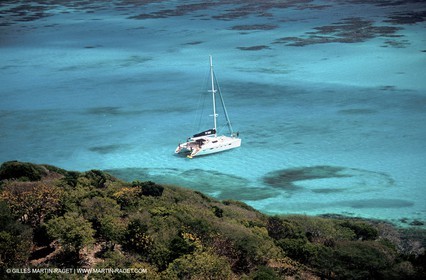 Cruising multihull mooring