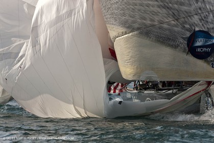 23 11 2010 - Dubai (UAE) - Dubai Louis Vuitton Trophy - Round 2 -  BMW ORACLE Racing Vs Mascalzone Latino