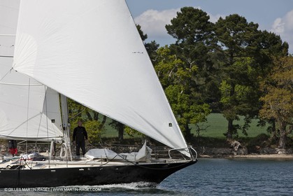 19 05 2010- Benodet (FRA,56)  -  Pen Duick III  sailing in Odet river