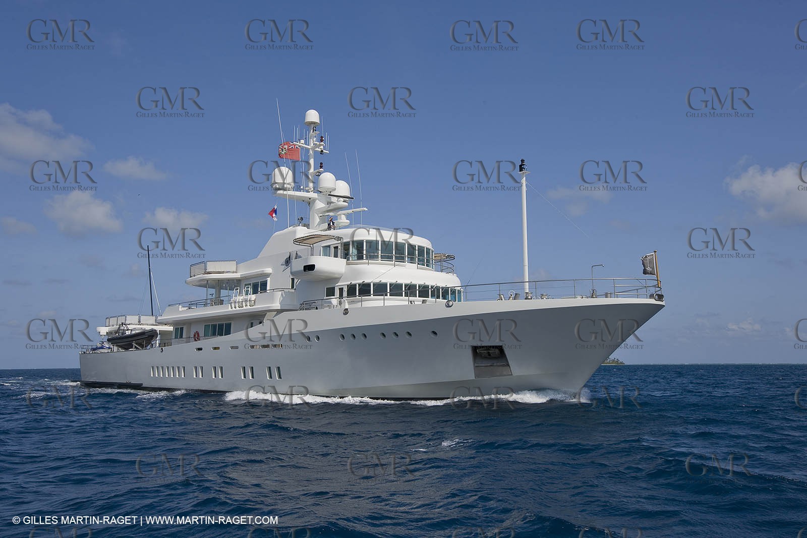 01 02 2008 - San Blas Archipelago (Panama) - Motor Yacht Senses