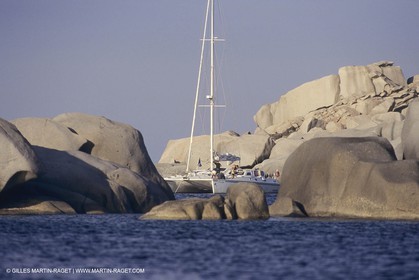 Sailing, cruising, multihulls at the mooring