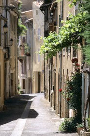 Saint Saturnin les apt (Fra,84)
