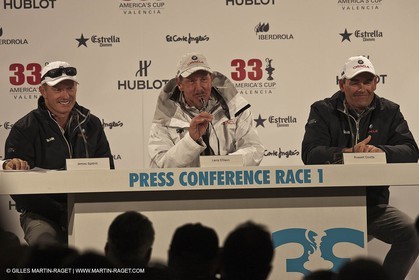 12 02 2010 - Valencia (ESP) - 33rd America's Cup - BMW ORACLE Racing - Day 5 - RAce 1 - Press Conference - James Spithill - Larry Ellison - Russell Coutts