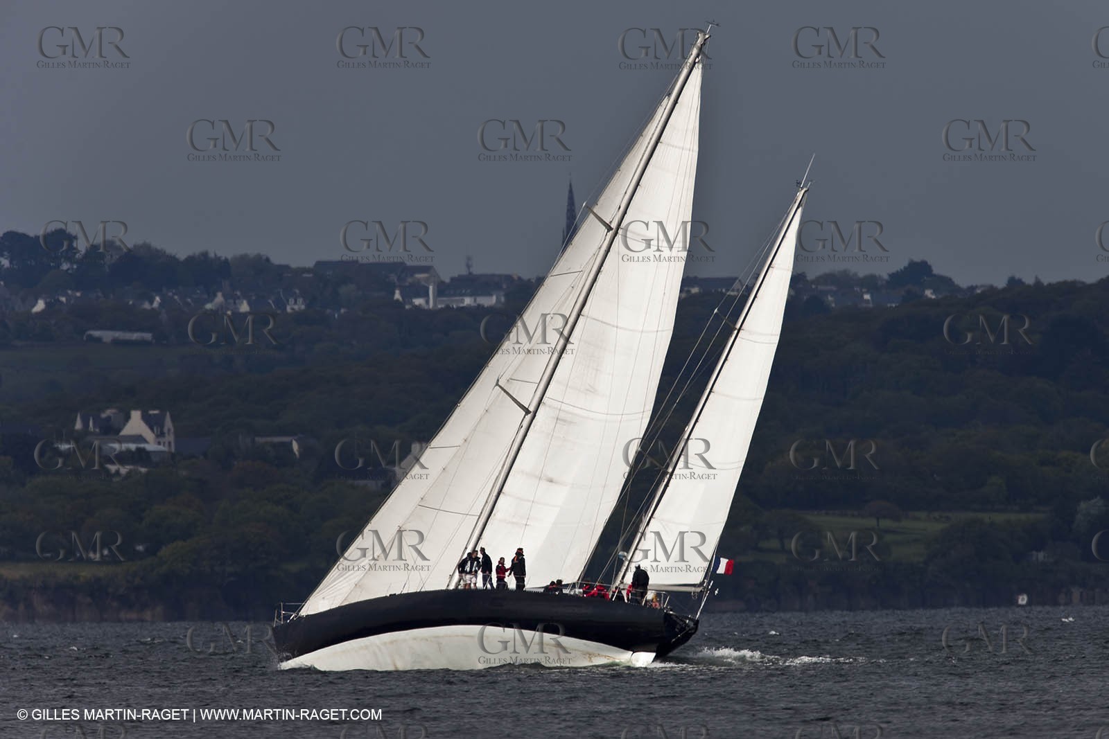 19 05 2010 -  Lanveoc Poulmic (FRA,29) - French Navy School Grand Prix - Pen Duick VI