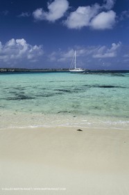 sailing, cruising, monohull at the mooring