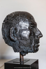 Oeuvre de Germaine Richier, buste Le Guerrier, 1945, 5 8
