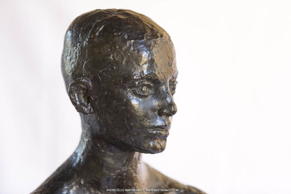 06 03 2016, Saint-Etienne du Grès (FRA,13), Oeuvre de Germaine Richier, Loretto I 1934, Bronze patiné foncé, Numéroté 4 6, fondeur Susse, Paris, 160 x 52 x 35 cm, Collection particulière