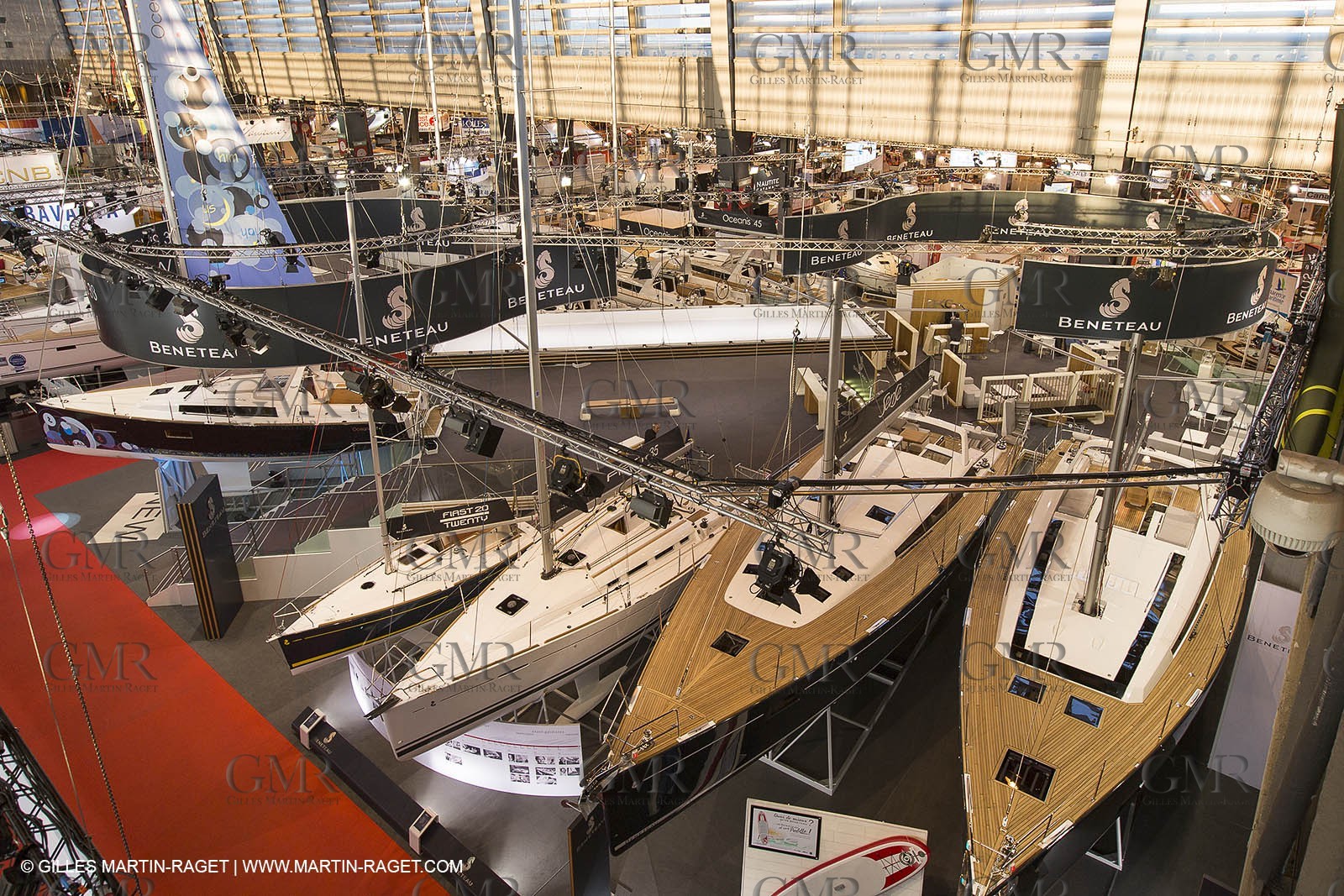10 12 2013 - Paris (FRA,75) -Paris Boat Show - Beneteau booth
