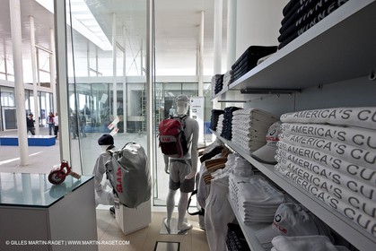 19 05 2010 - La Maddalena (ITA, Sardinia) - Louis Vuitton Trophy - Marina Arsenale