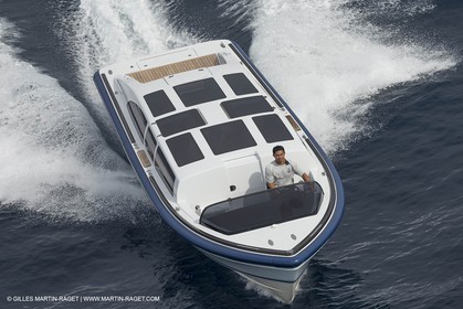 21 09 2014 - Cannes (FRA,83), Motor yacht TV