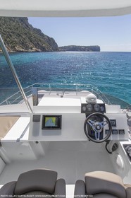 08 04 2015, Andraitx (Isla de Mallorca, Islas Baleares, ESP), Chantier Fountaine-Pajot, Motor Yacht 37