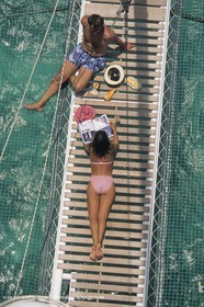 Sailing, cruising, people, couples