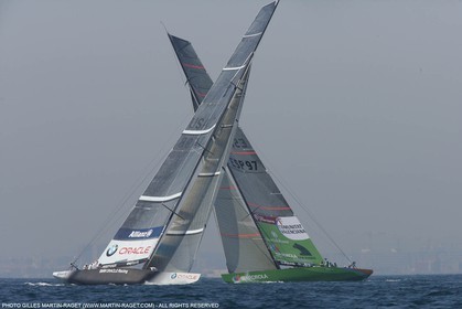 8 05 2007-Valencia (Spain)- 32nd America's Cup - Louis Vuitton Cup - RR2 - Day 10 - BMW ORACLE Racing