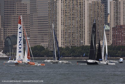 05 07 2012 - New York (USA) - Ocean Krys Race - Speed runs in fornt of NY city