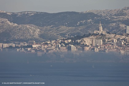 30 06 2011 - Marseille (FRA,13) - Marseille - phénomène meteo de la Nèble