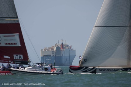07 02 2009 - Auckland (NZL) -  Louis Vuitton Pacific Series -  Racing Day 7 - Round Robin 2